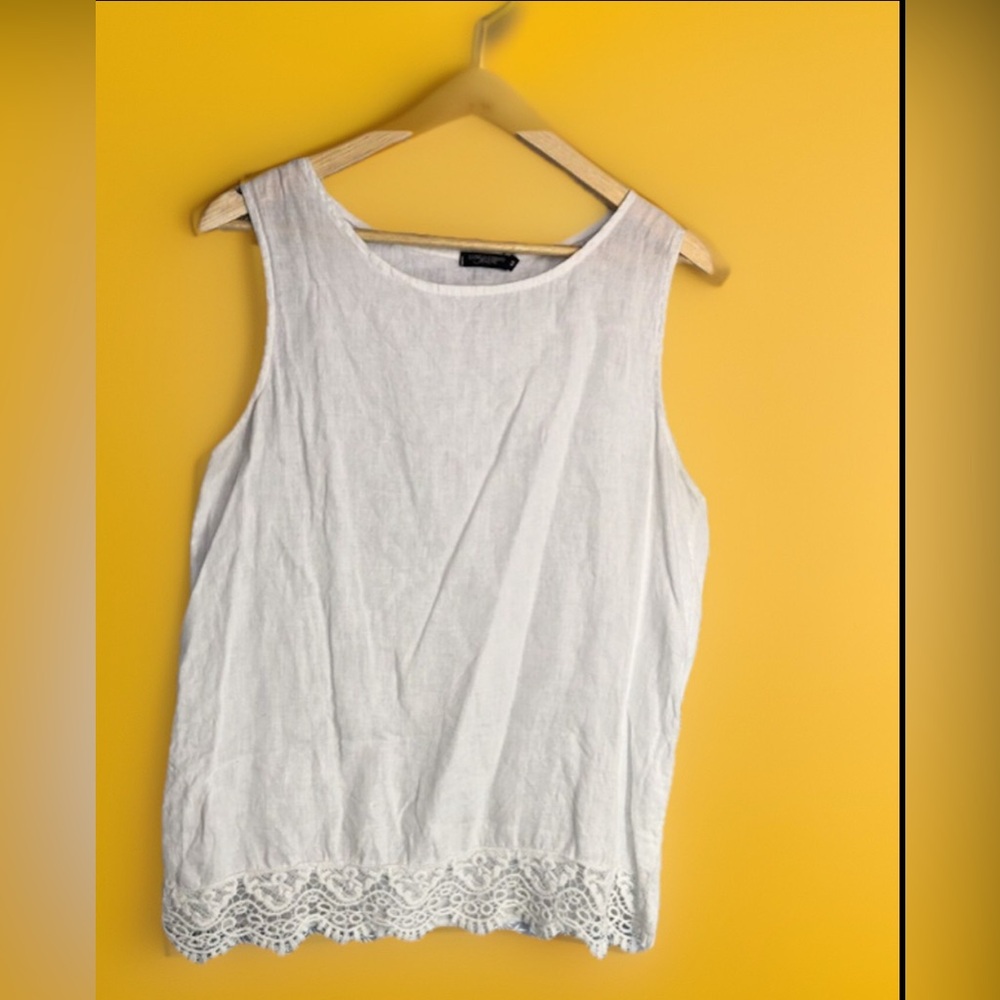 Lungo L'arno Made In Italy 100% Linen Crochet Sleeveless White Top Size M - Picture 1 of 15